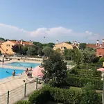 Apartamento Cozy With Private Fenced Garden And Pool Bibione